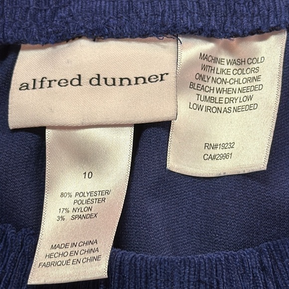 Alfred Dunner Blue Corduroy Straight Leg Trouser Pants Size 10 - Picture 4 of 6
